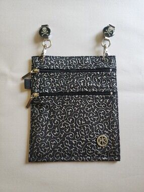 Hip Klips Clippable Pocket Hands-free Mini Purse Black & Silver Skull Clips